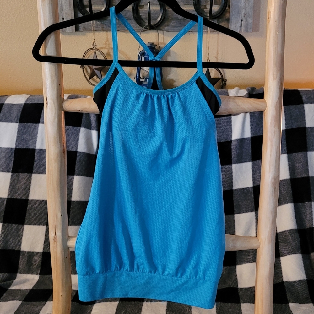 Juniors tank with built in bra size xs